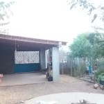 01 -Garagem coberta lateral casa