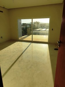 ID 18742 (24) Casa a venda